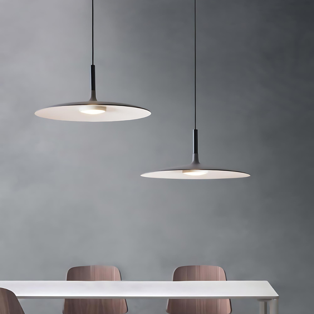 Le Lustre Distingué