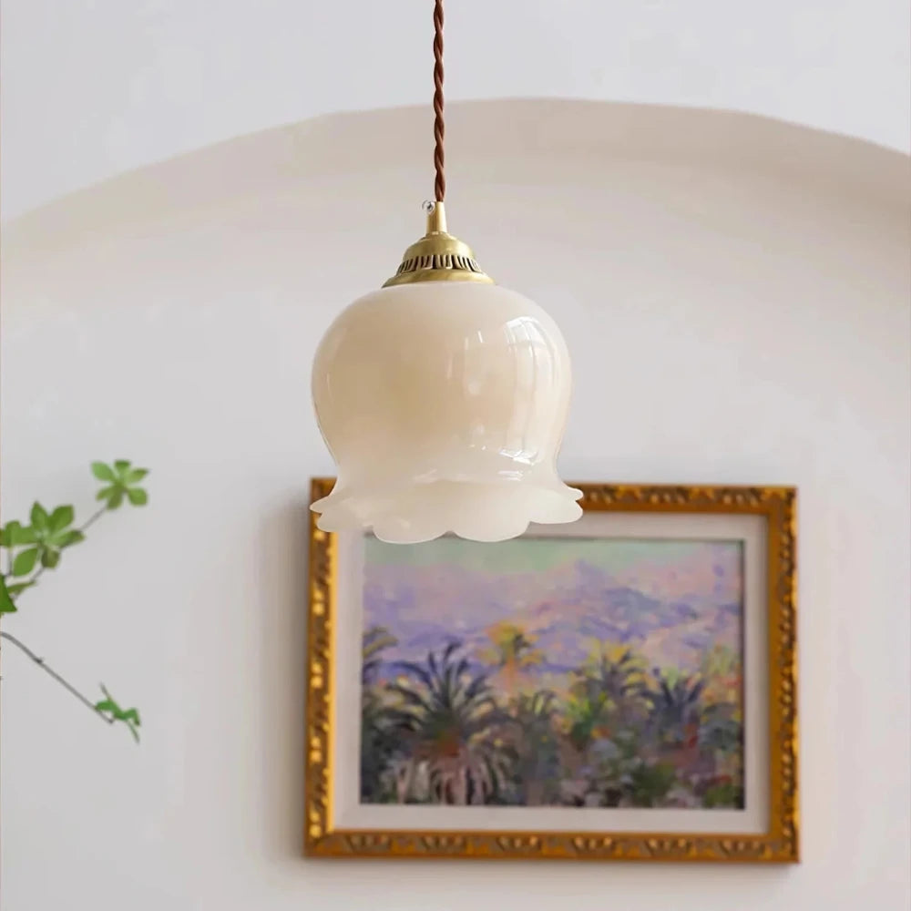La Cloche Opaline