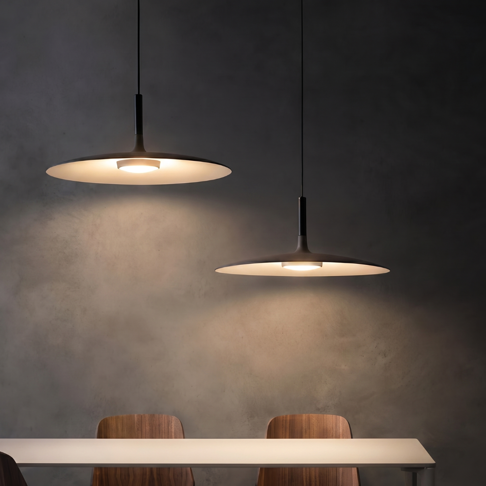 Le Lustre Distingué